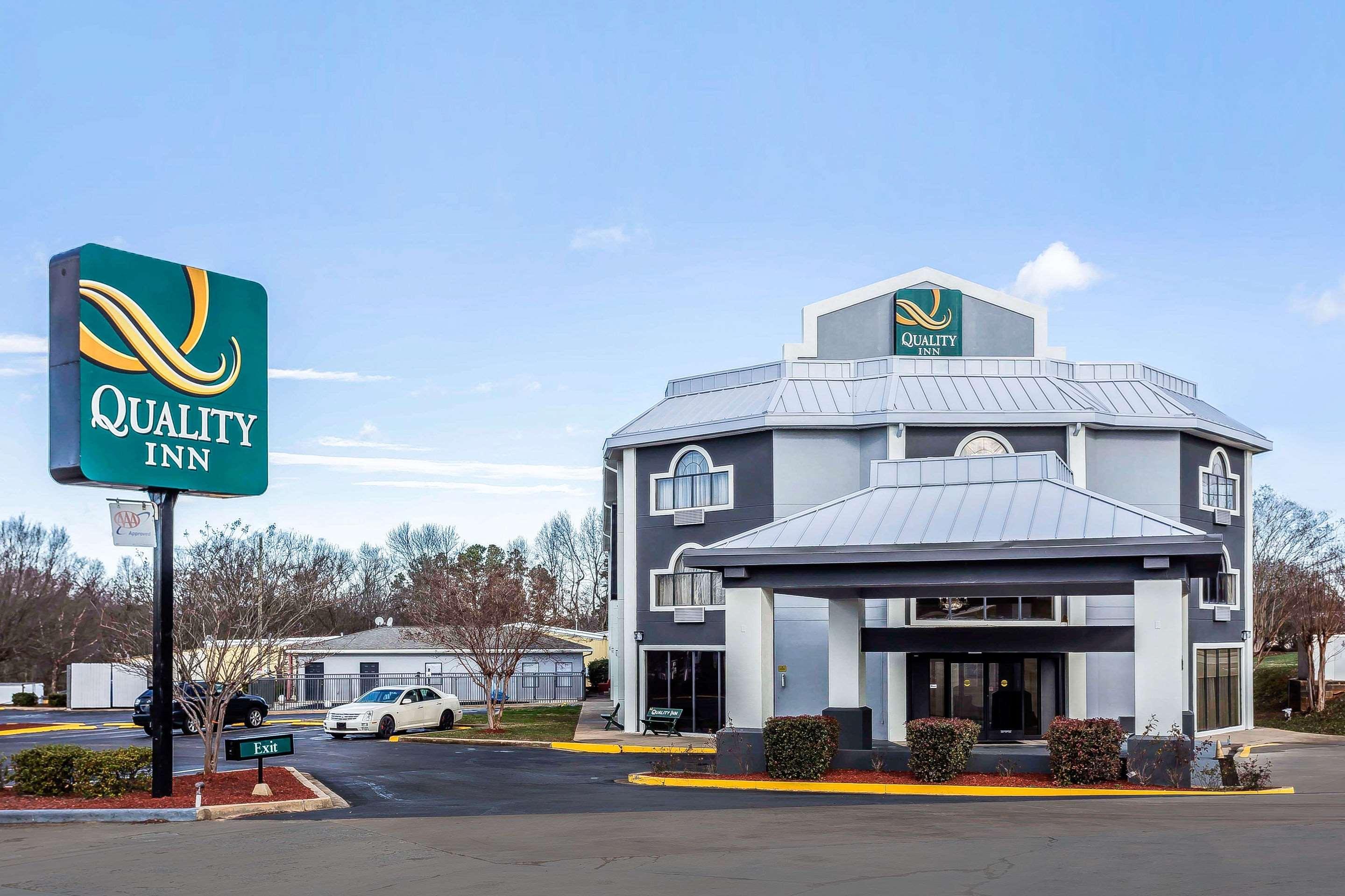 Quality Inn & Suites Salisbury Exteriör bild