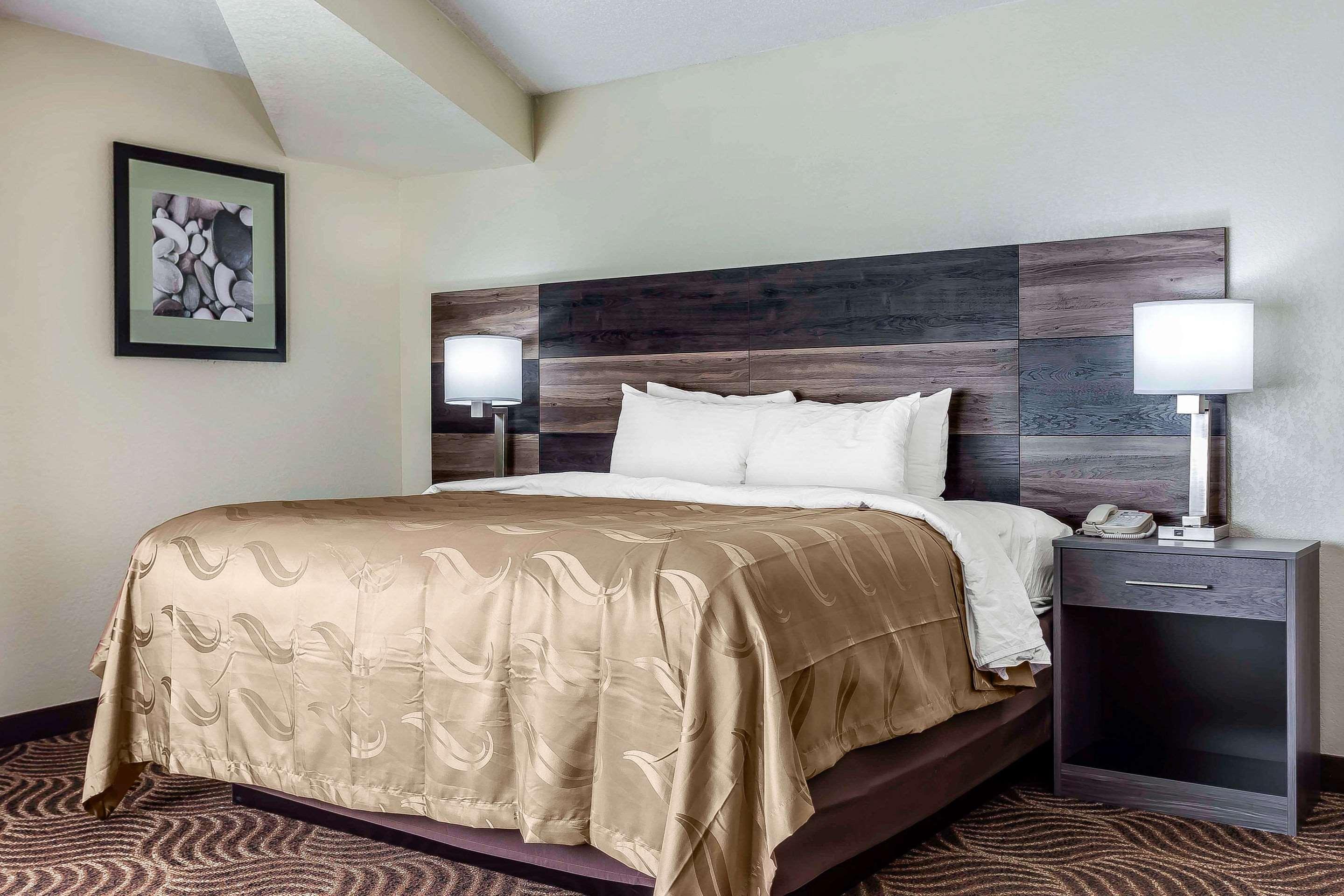 Quality Inn & Suites Salisbury Exteriör bild